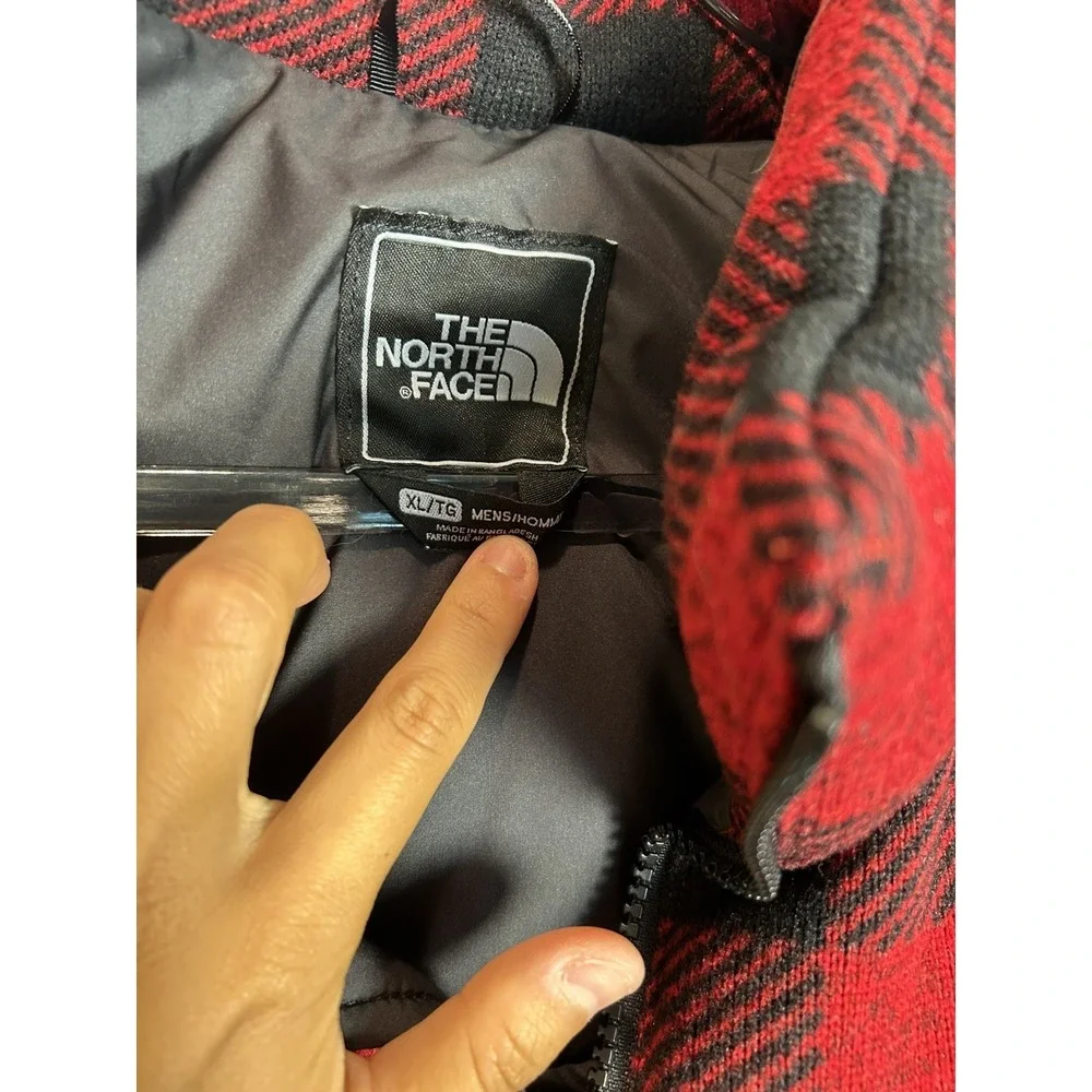The North Face Nupste 700 Down Puffer Vest Red/Black Check Plaid Men's XL